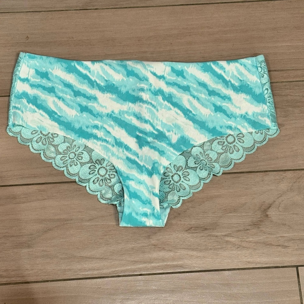 Aqua and White Lace Trimmed panties 3XL NWOT